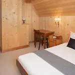 シャレー Les Portes By Interhome ラ・ズマ