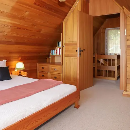 シャレー Les Portes By Interhome ラ・ズマ